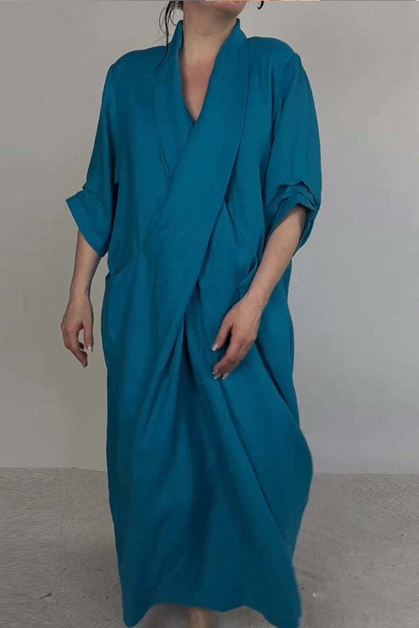 Anna-Berg | Elegant Minimalist Dress With Pocket And V-Neck