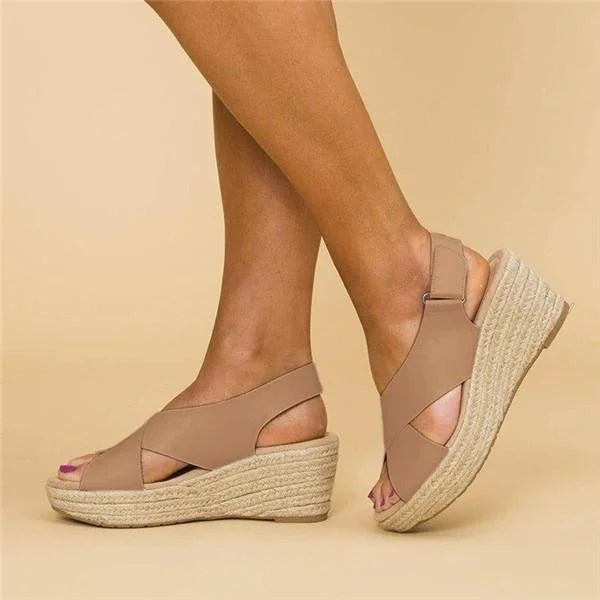 Anna-Berg | Timeless Orthopedic Cushioned Sandals with a Timeless Finish