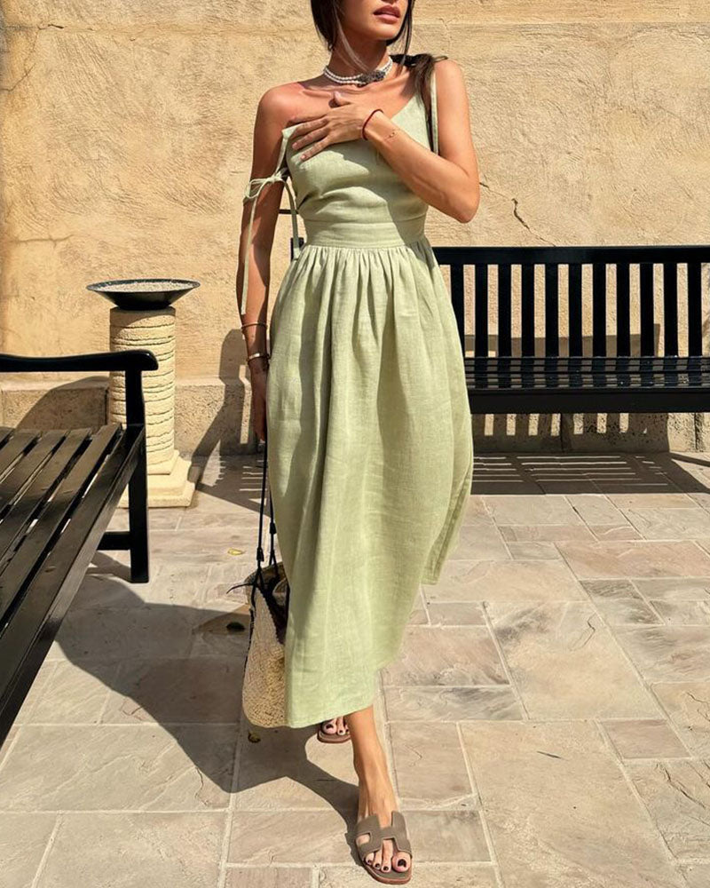Anna-Berg | Backless Dress with V-Neck - Elegance Meets Modern Comfort