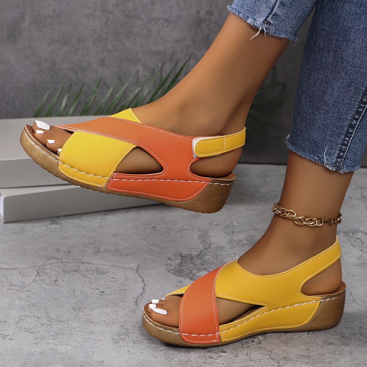Anna-Berg | Effortless Adjustable Sandals Made to Turn Heads