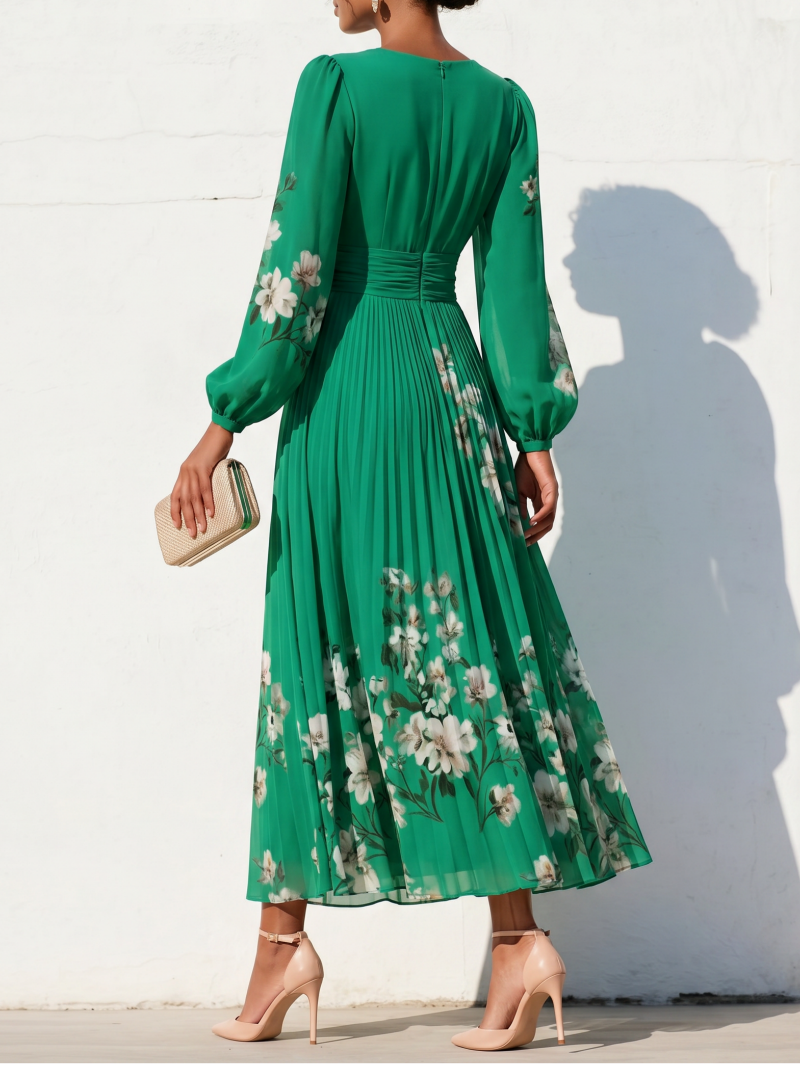 Anna-Berg | Elegant Floral Print Long-Sleeved V-Neck Dress