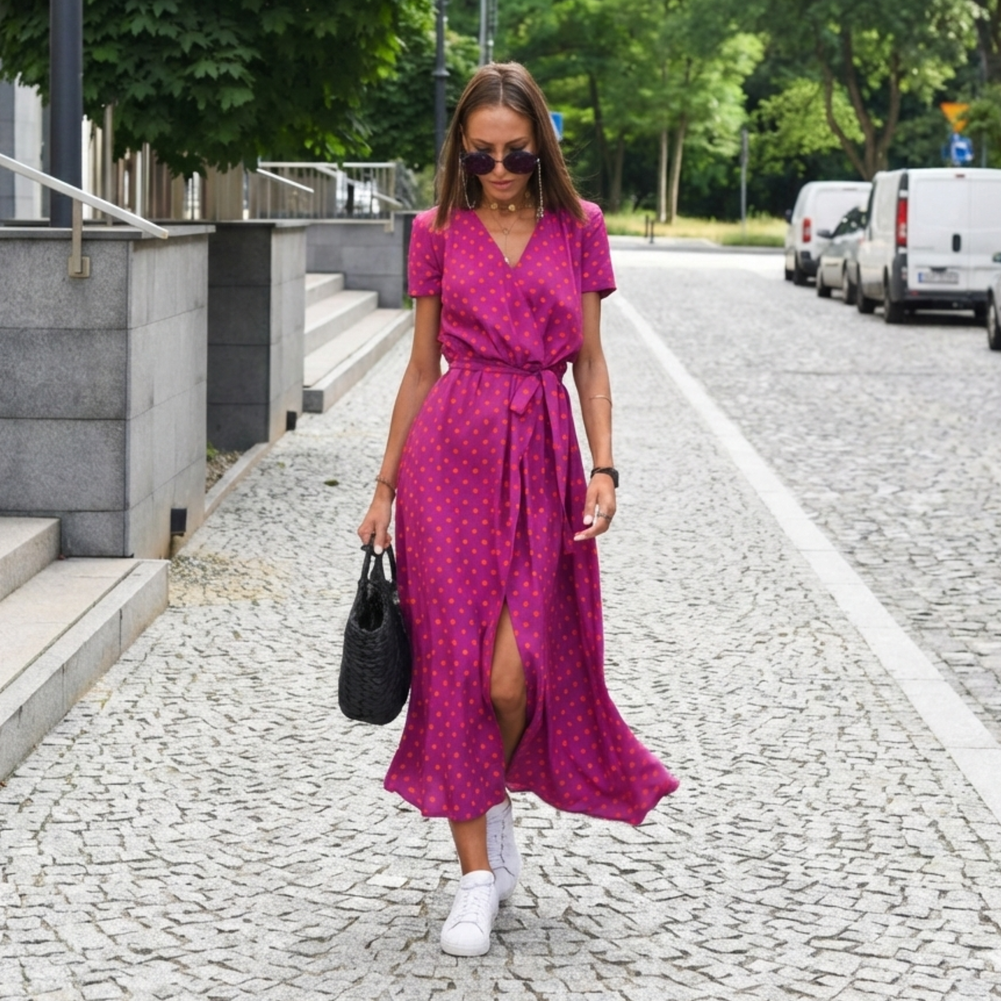 Anna-Berg | Romantic Spring Dress in a Flattering Cut