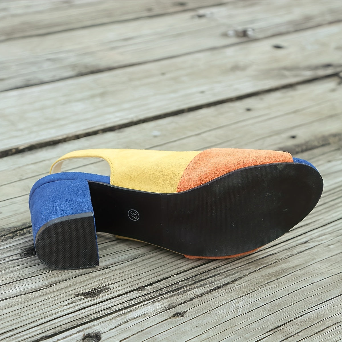 Anna-Berg | Chic Adjustable Sandals for Effortless Elegance