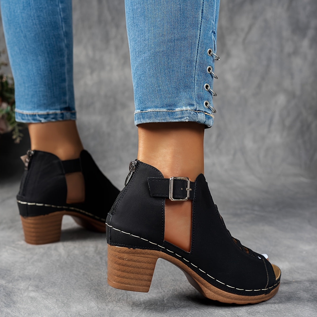 Anna-Berg | Elegant Cushioned Adjustable Sandals with Graceful Drape