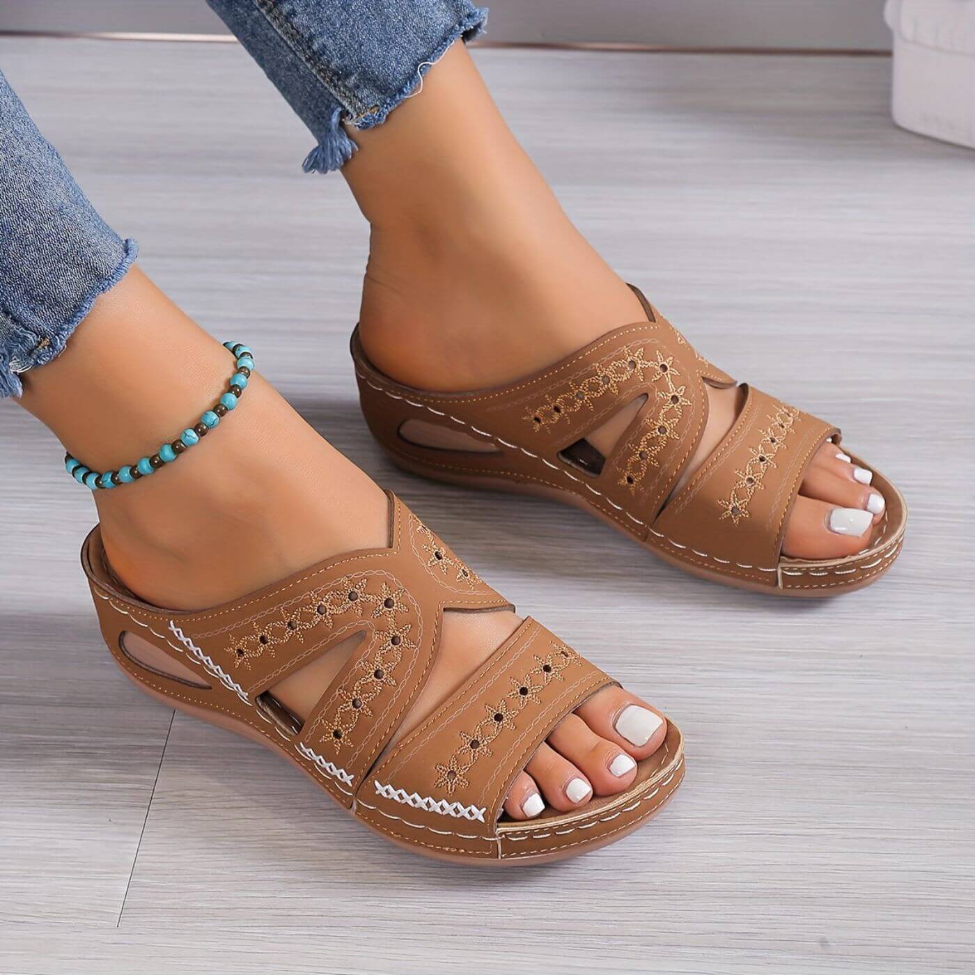 Anna-Berg | Graceful Slip-Resistant Orthopedic Sandals