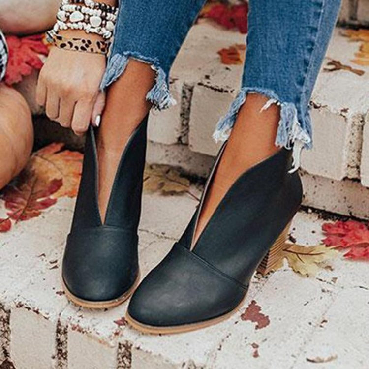 Anna-Berg | Ankle Boots - Almond Toe - Chunky Stacked Heel - Slip-On