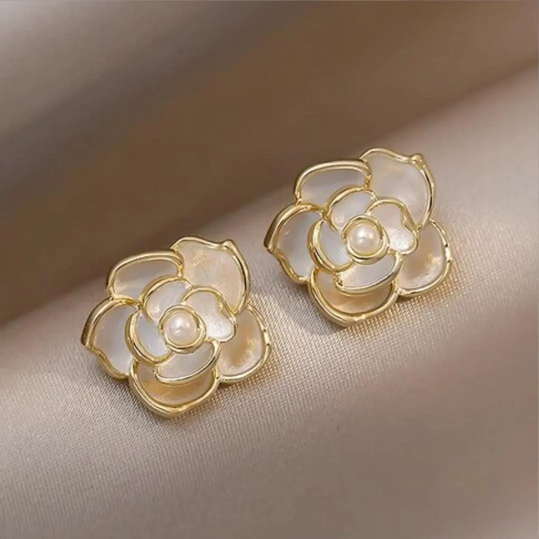 Elegant life flower earrings with pearls