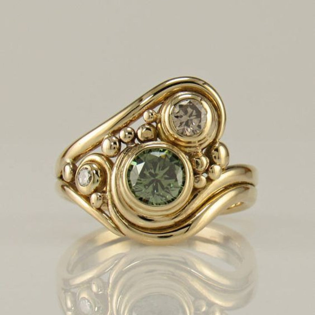Vintage Gold Green Zirconia Ring