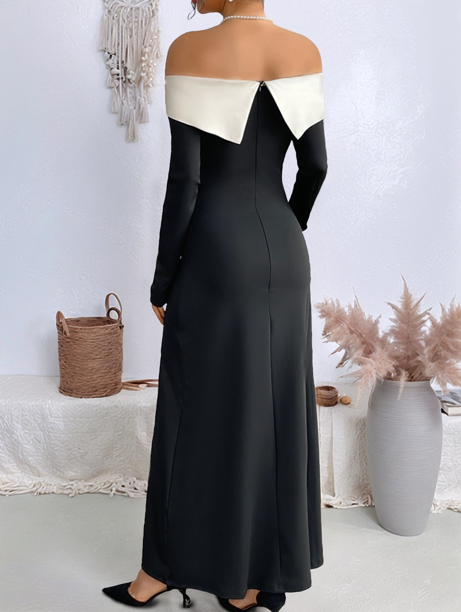 Anna-Berg | Off-The-Shoulder Color-Block Slit Dress