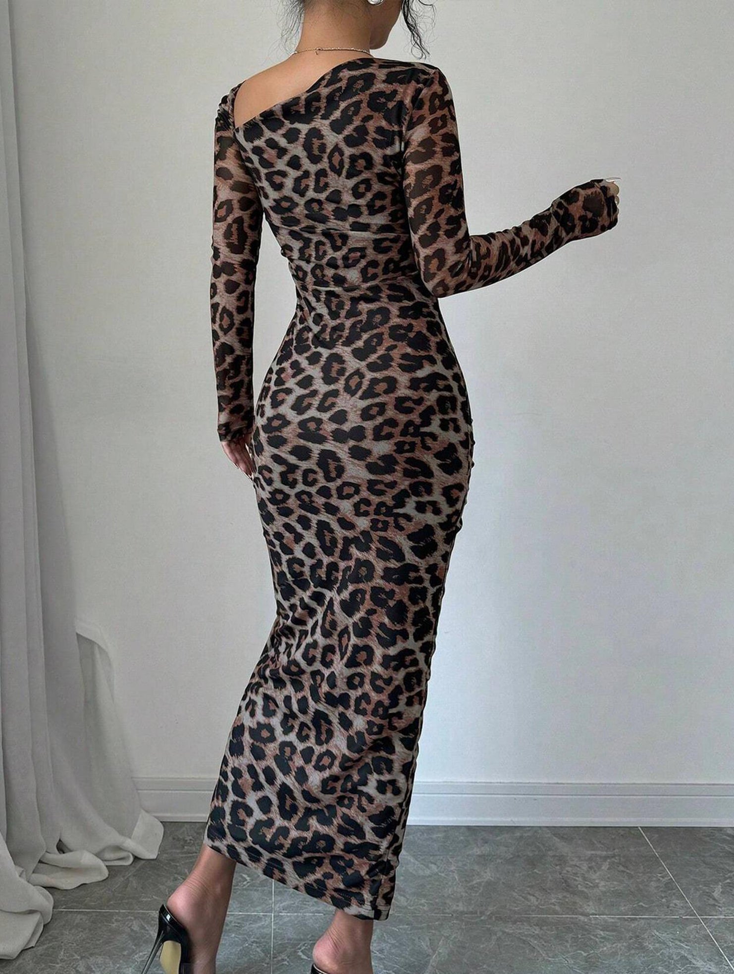 Anna-Berg | Retro Leopard Print Bodycon Dress