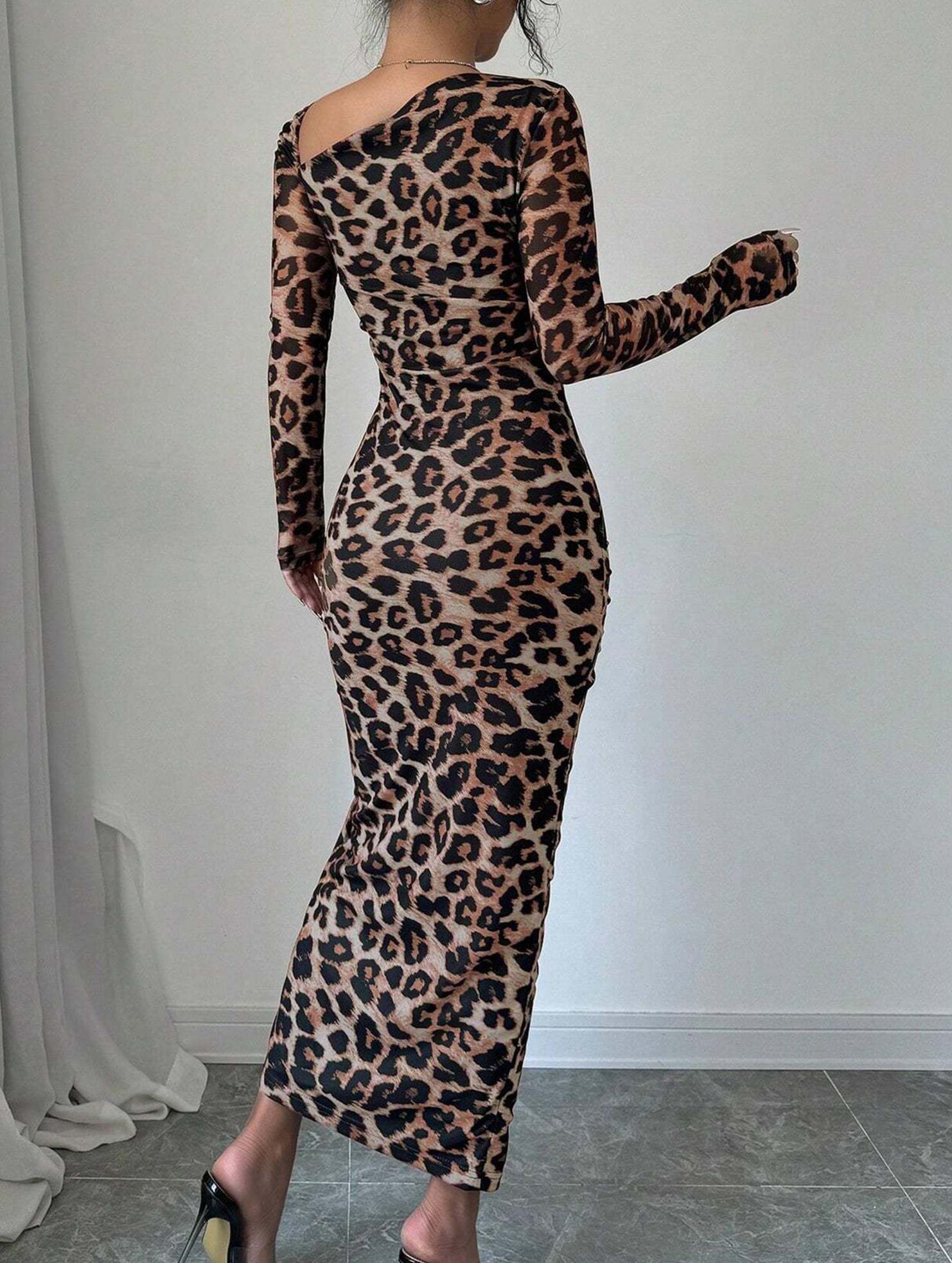 Anna-Berg | Retro Leopard Print Bodycon Dress