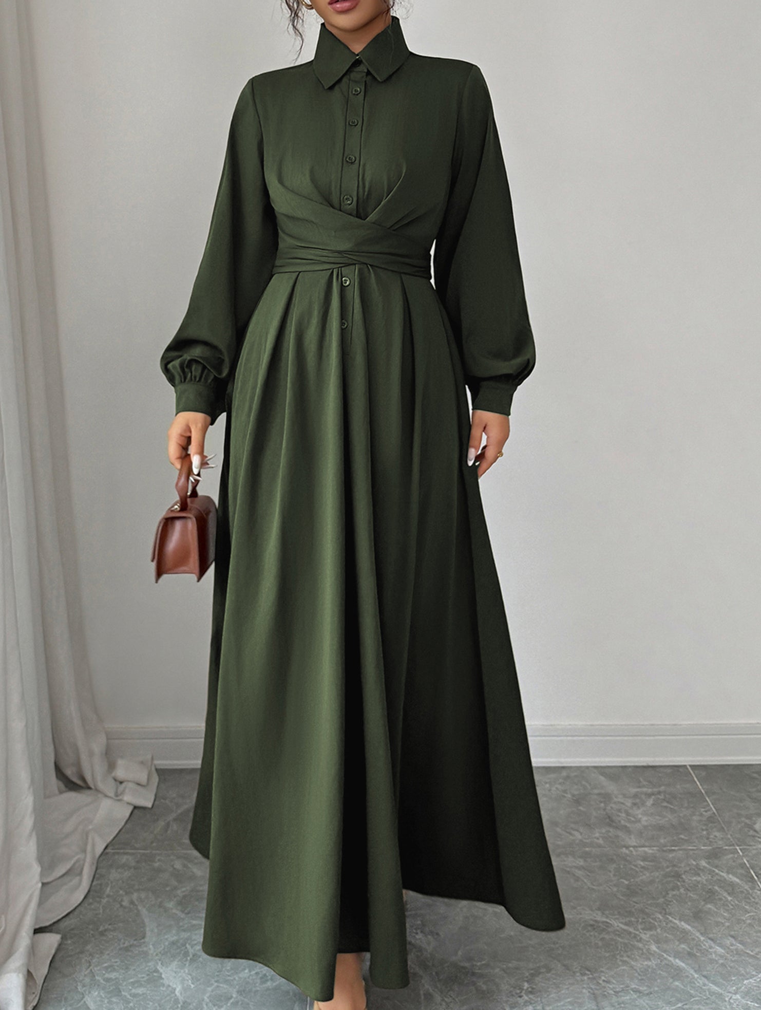 Anna-Berg | Simple Long-Sleeved Dress