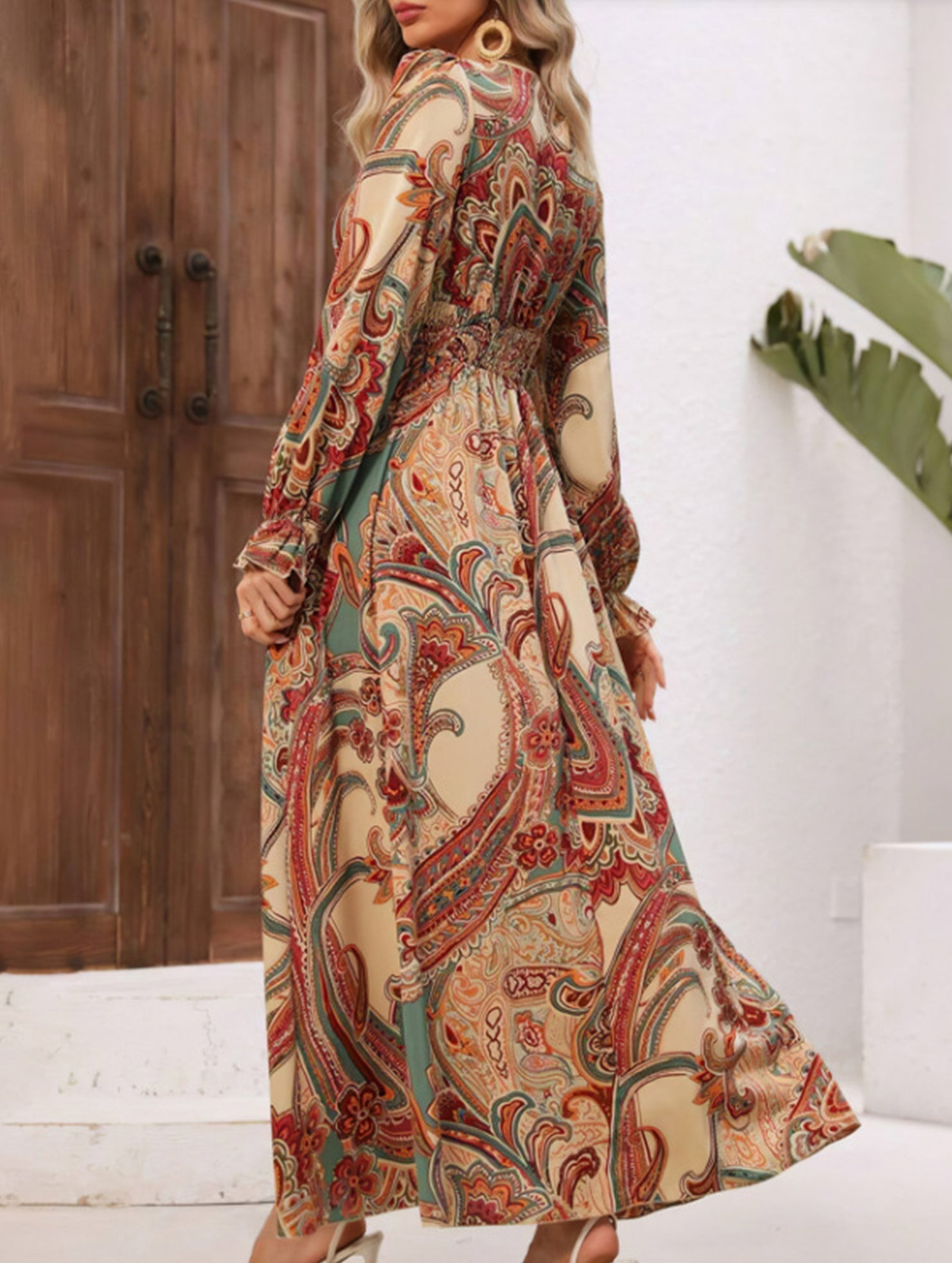 Anna-Berg | Printed V-Neck Full Skirt Dress
