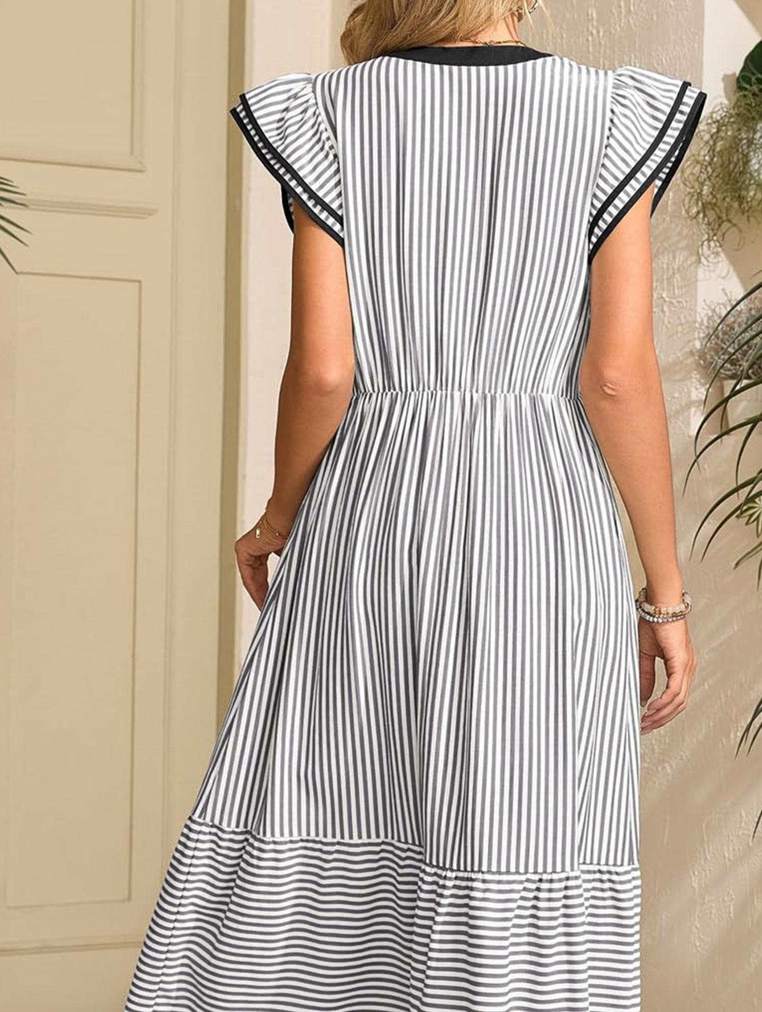 Anna-Berg | Colorblock Stripe Flutter Sleeve Dress