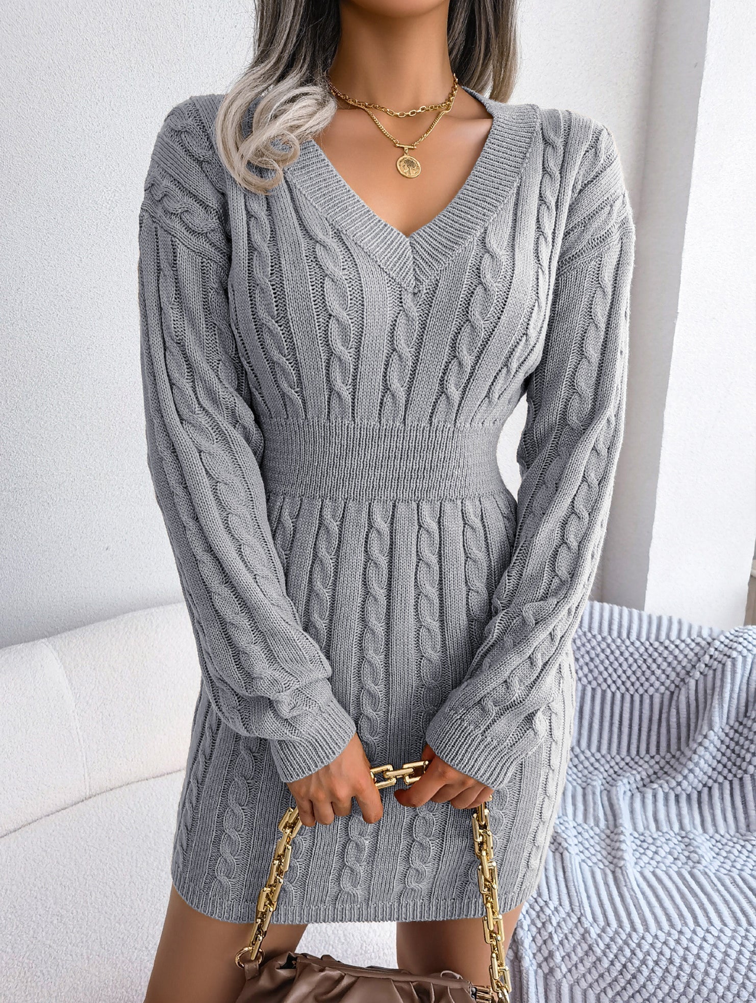 Anna-Berg | Fashionable Waist-Hugging Cable-Knitted Hip Dress