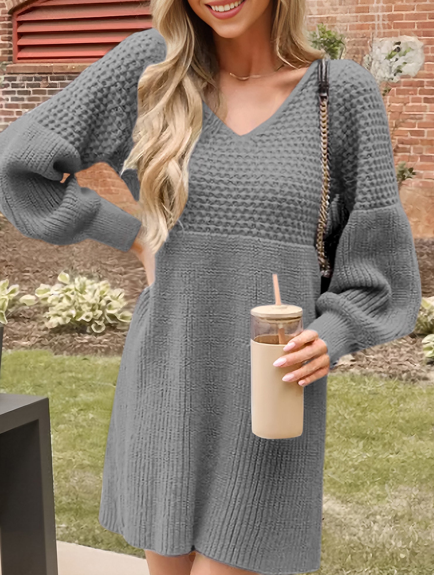 Anna-Berg | V-Neck Puff Sleeve Solid Color Dress