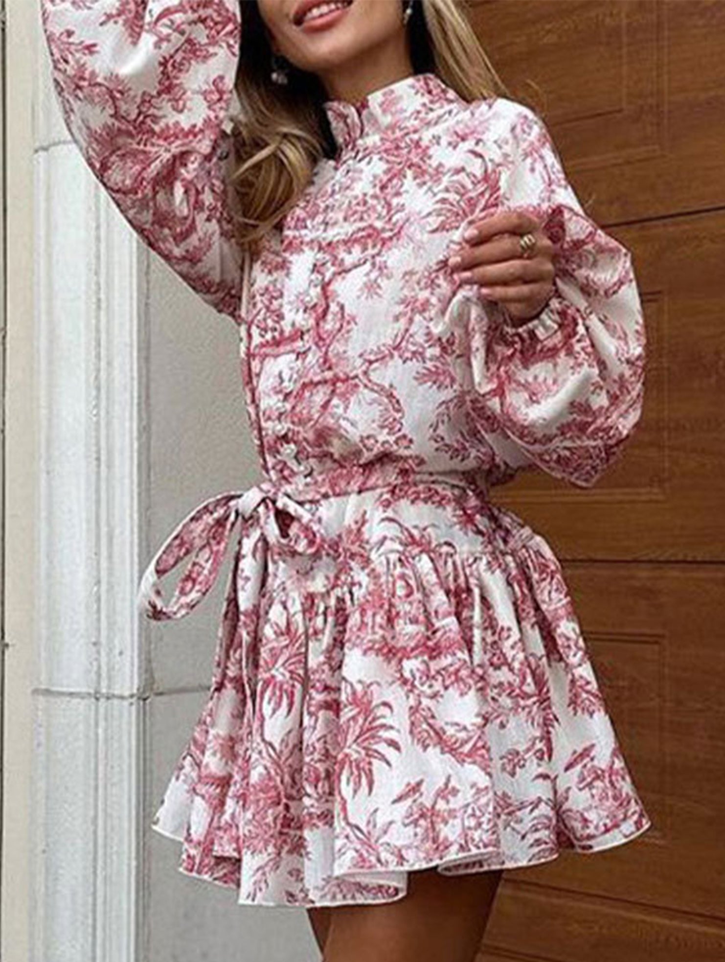 Anna-Berg | Fashionable Long-Sleeved Tie-Print Dress