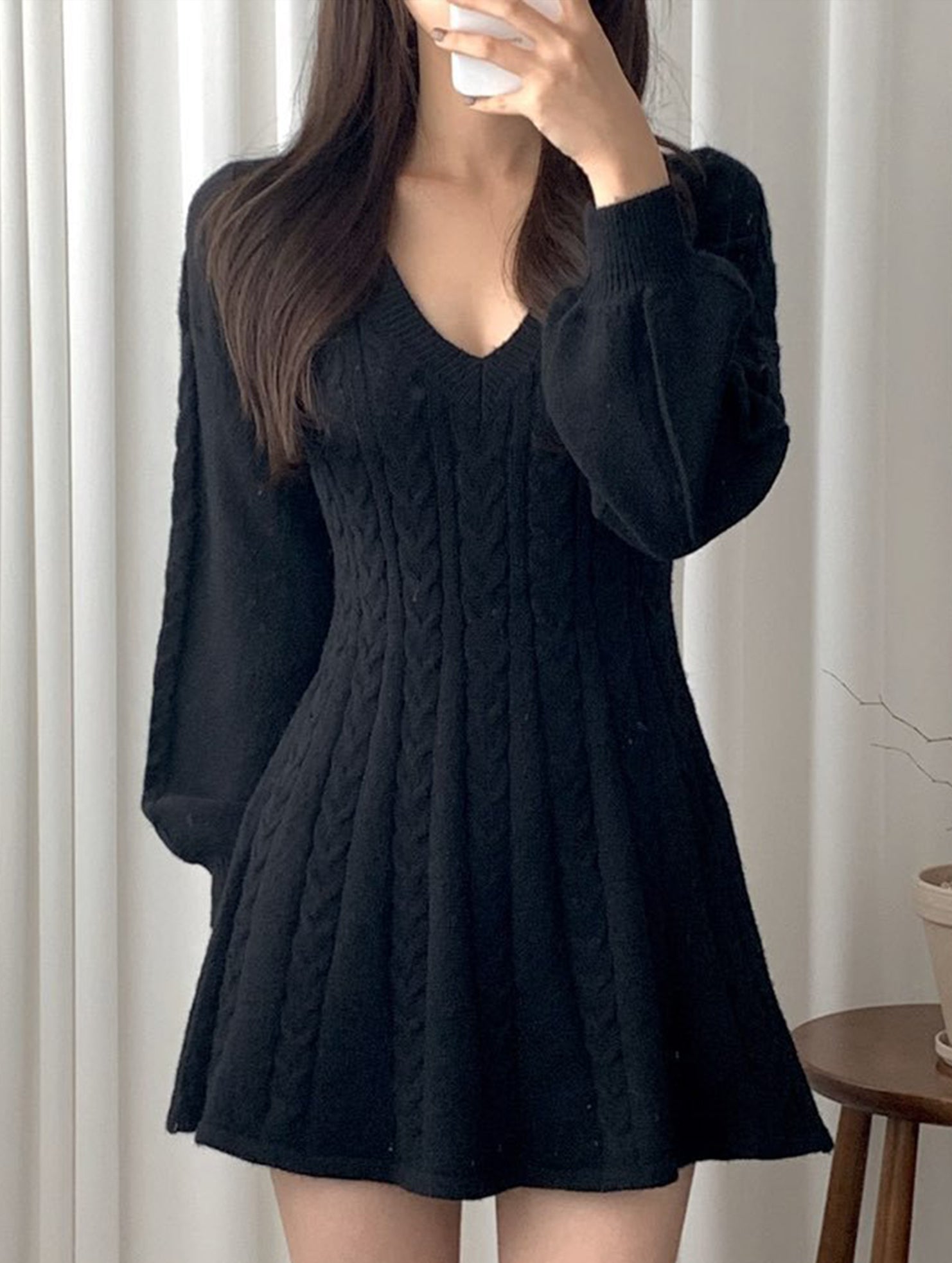 Anna-Berg | Retro Cable Knit V-Neck Fitted Dress