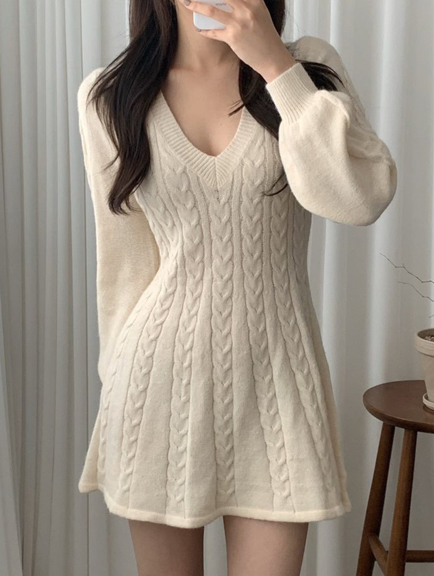 Anna-Berg | Retro Cable Knit V-Neck Fitted Dress