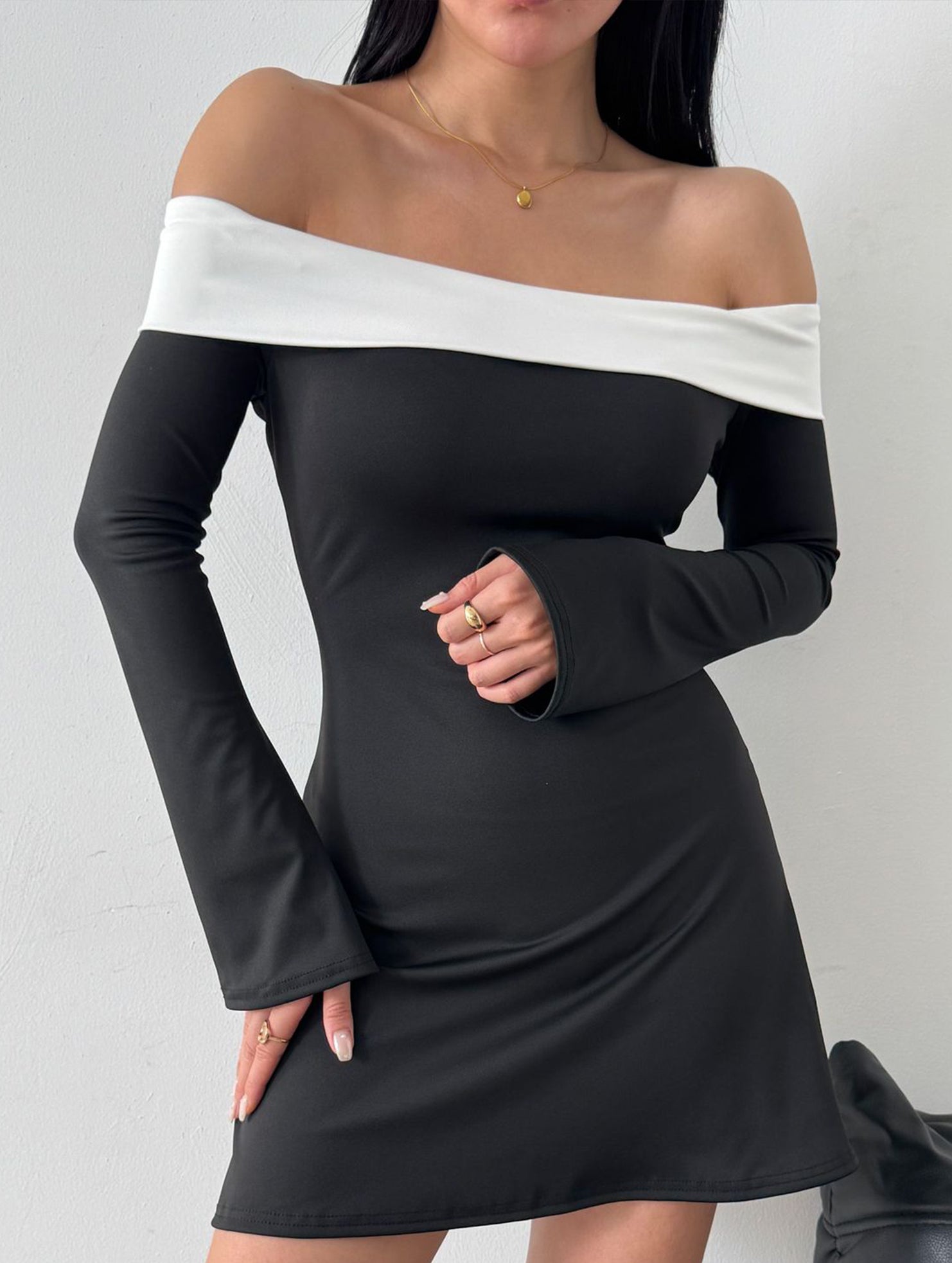 Anna-Berg | Off-Shoulder Bell Sleeve Dress
