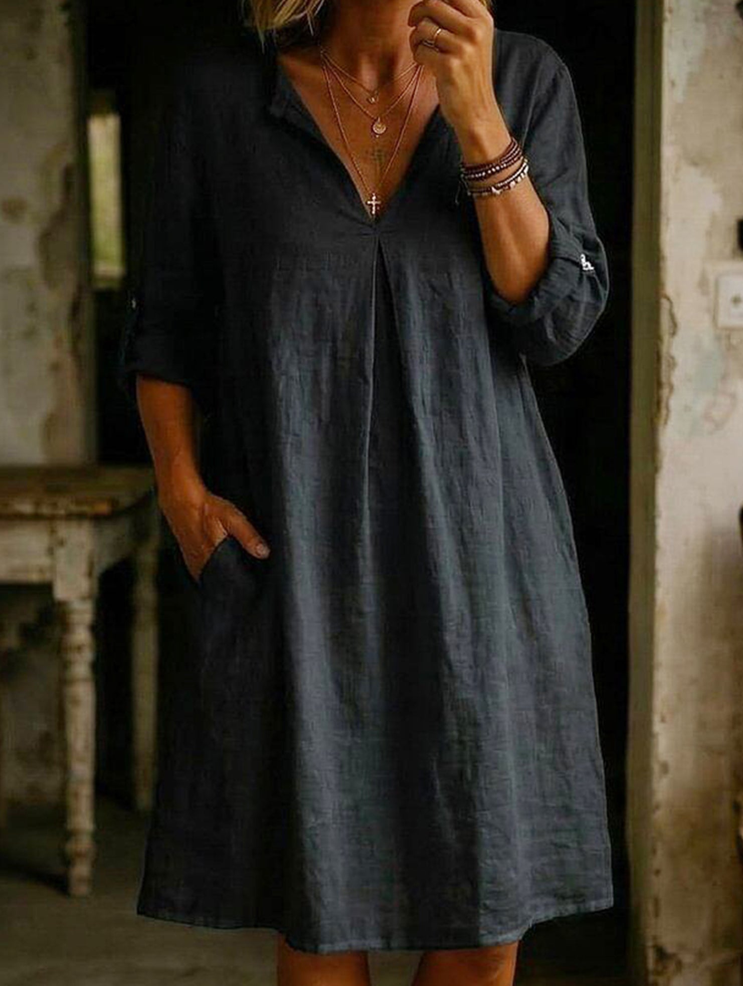 Anna-Berg | Linen V Neck Short Sleeve Dress