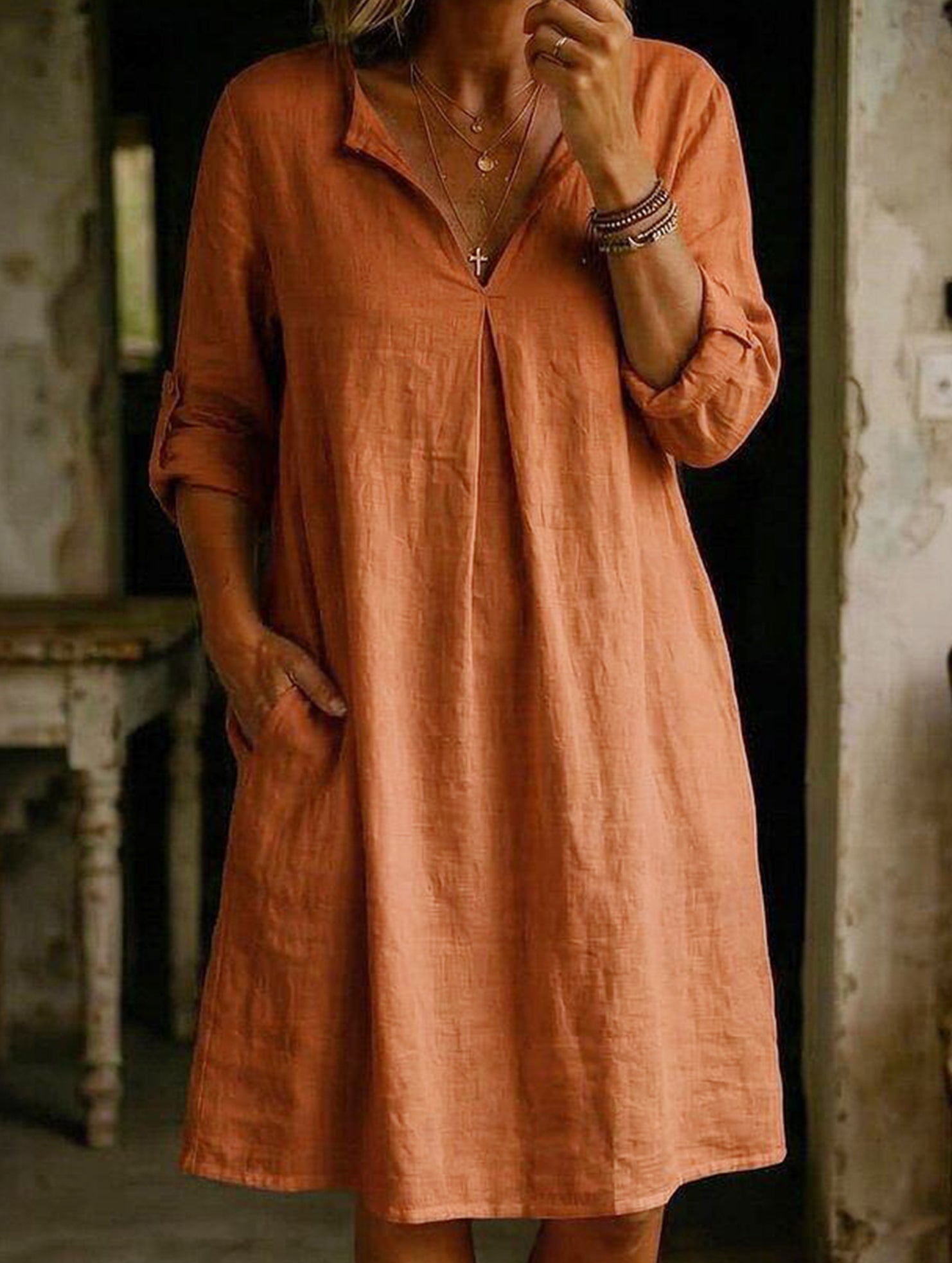 Anna-Berg | Linen V Neck Short Sleeve Dress