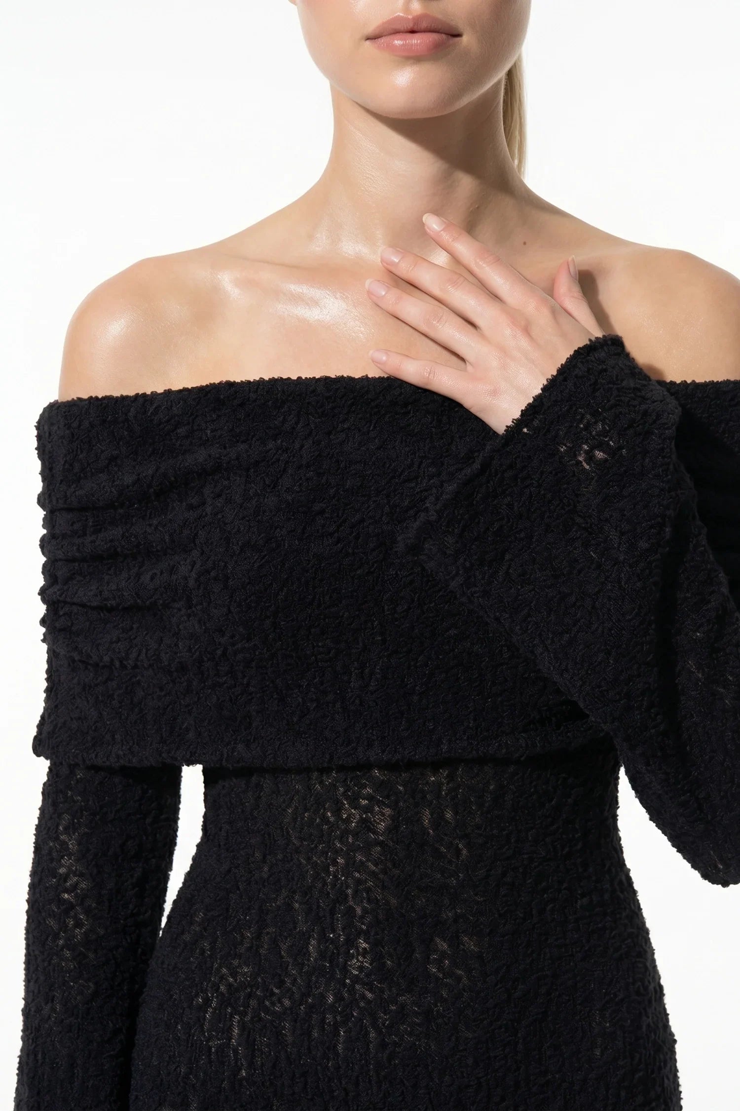 Anna-Berg | Knit Long Sleeve Slash Neck Dress