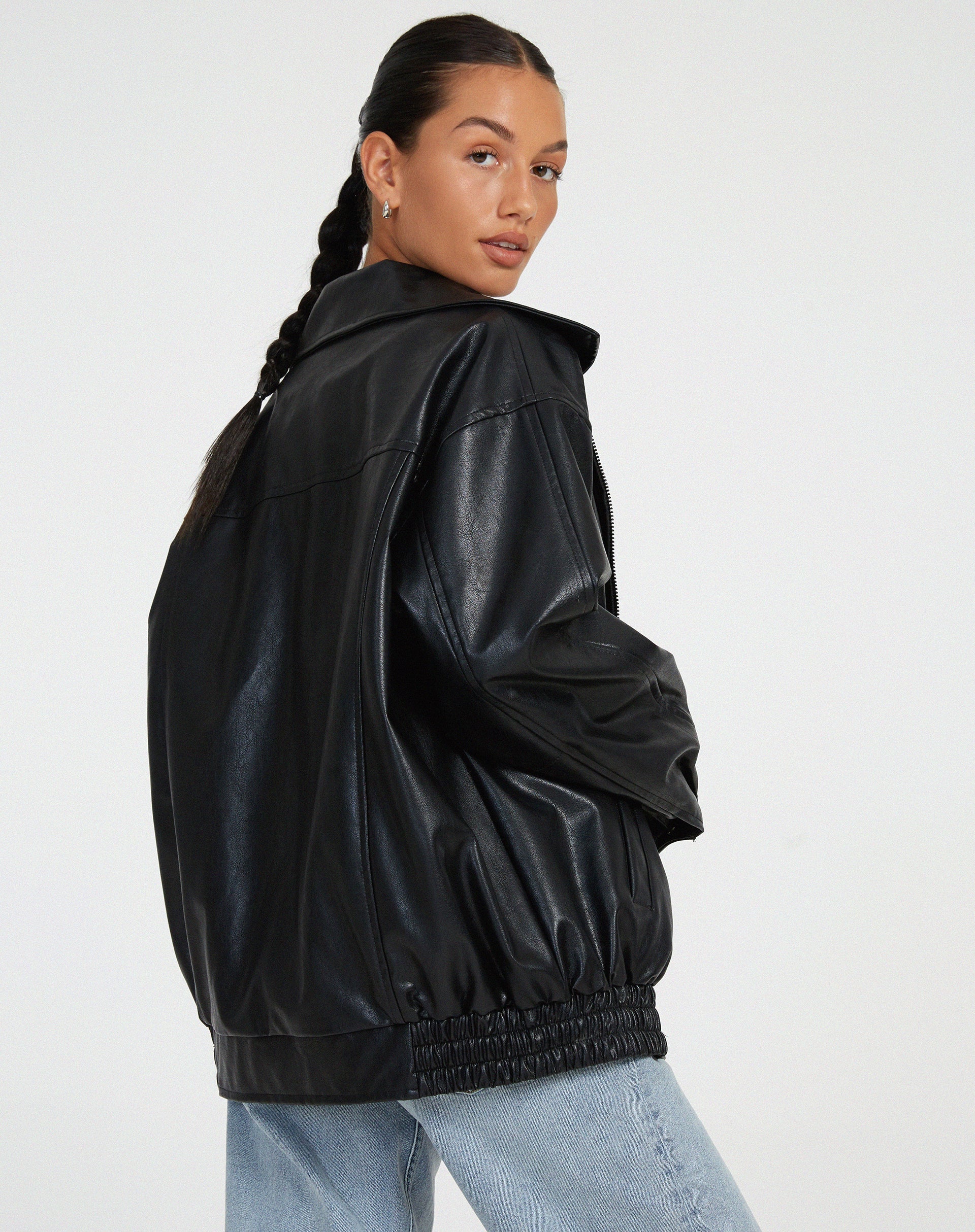 Anna-Berg | Elegant Oversized Leather Jacket for a Modern Look