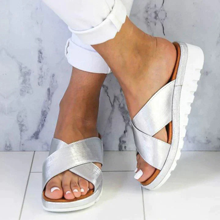 Anna-Berg | Flowing Orthopedic Adjustable Sandals with a Timeless Finish