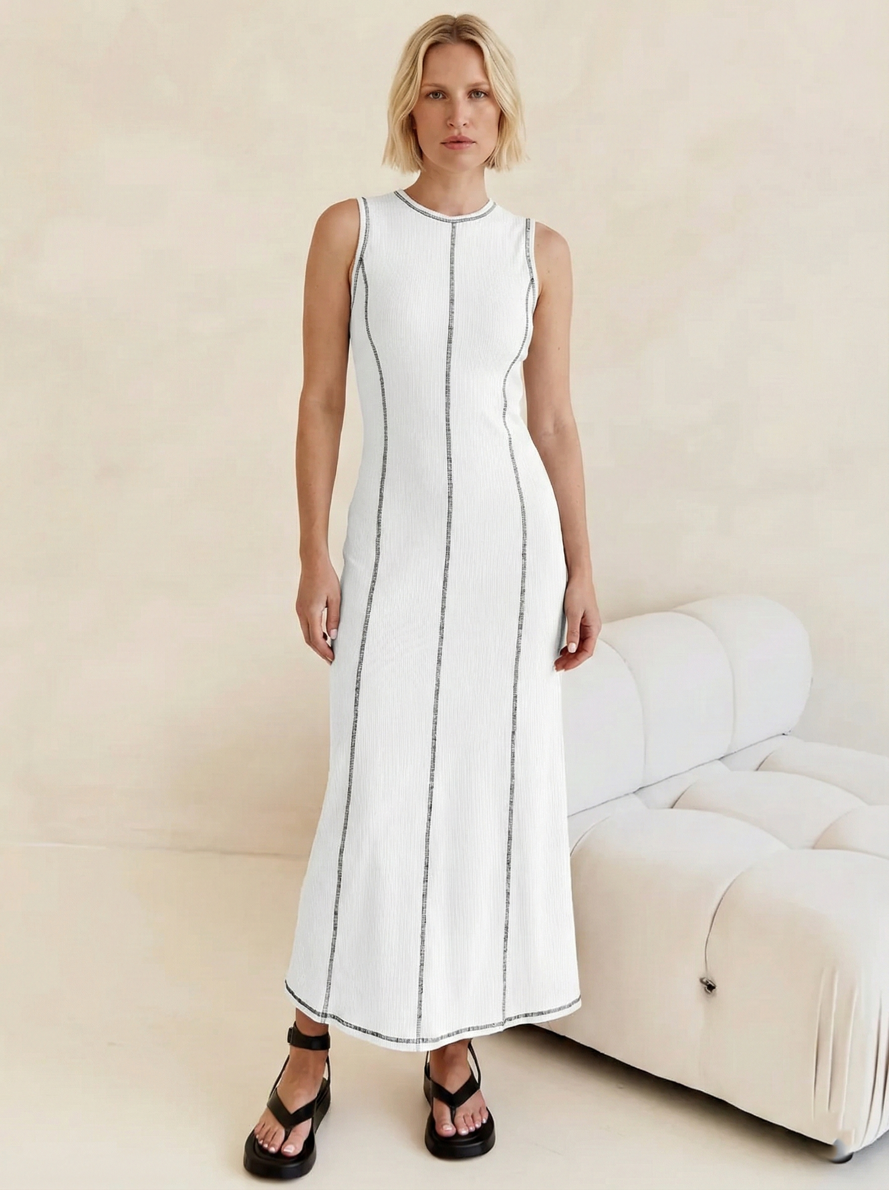 Anna-Berg | Sleeveless Maxi Knit Dress