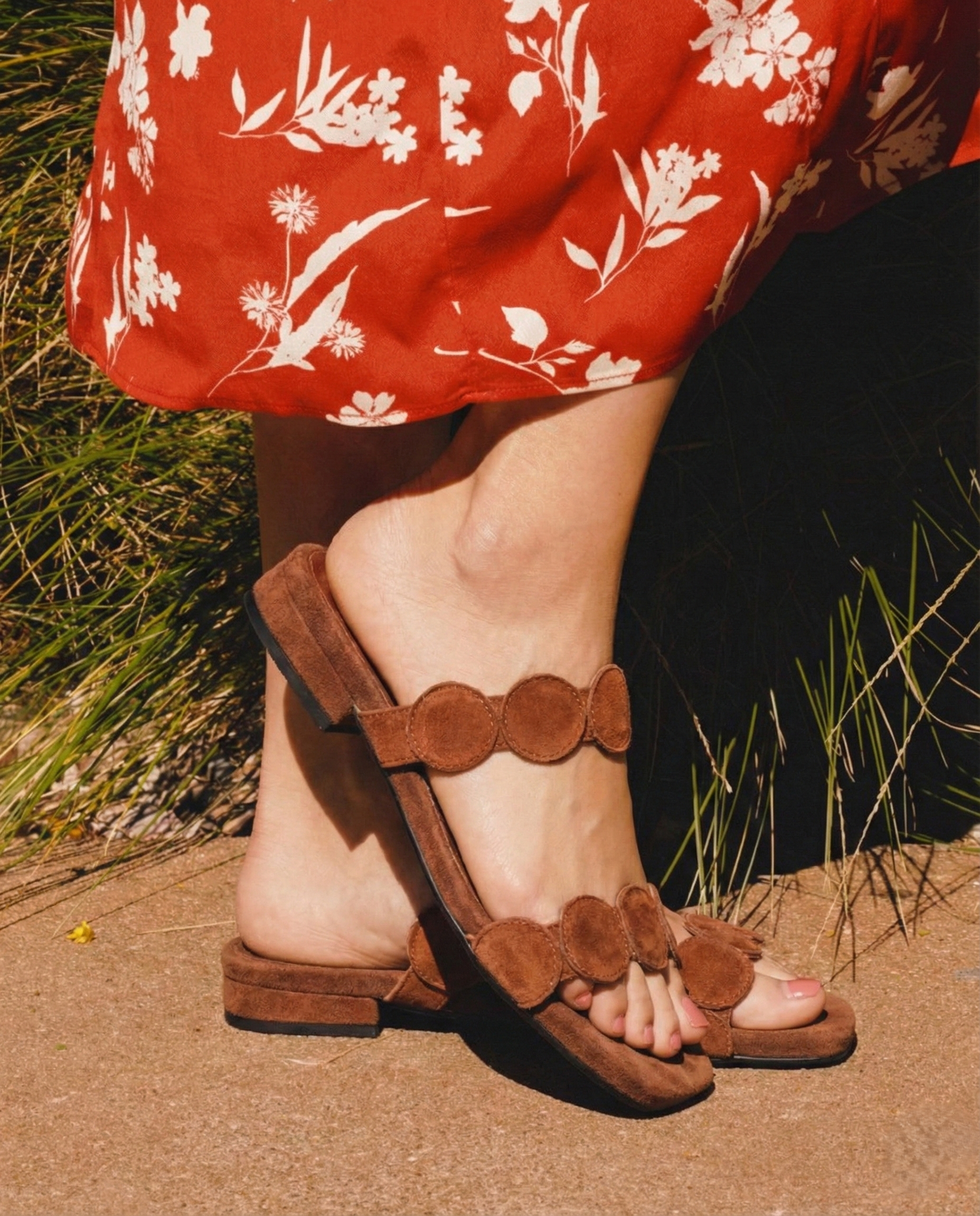 Anna-Berg | Black Croc-Embossed Pointed-Toe Leather Mules