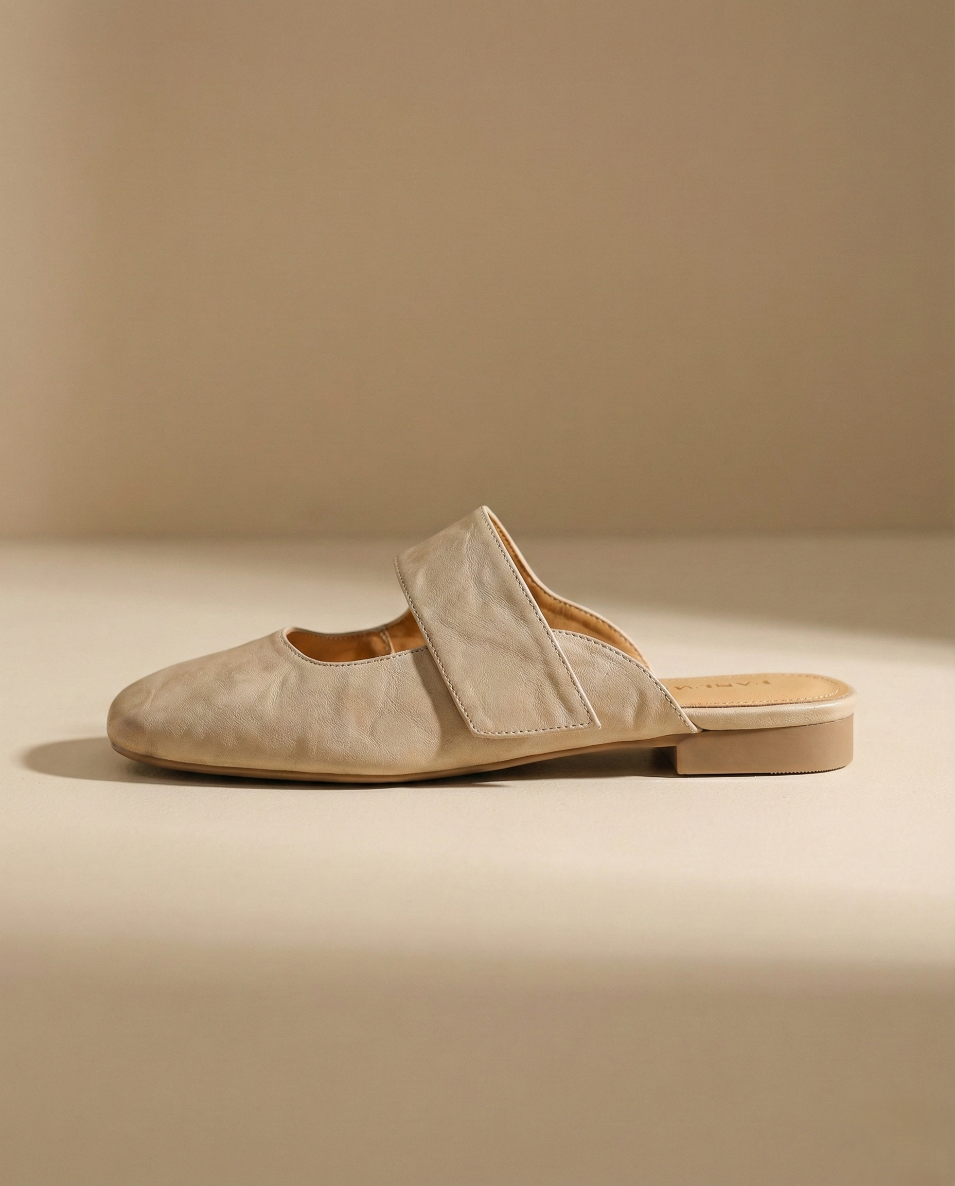 Anna-Berg | Black Square Toe Chunky Heel Leather Mules