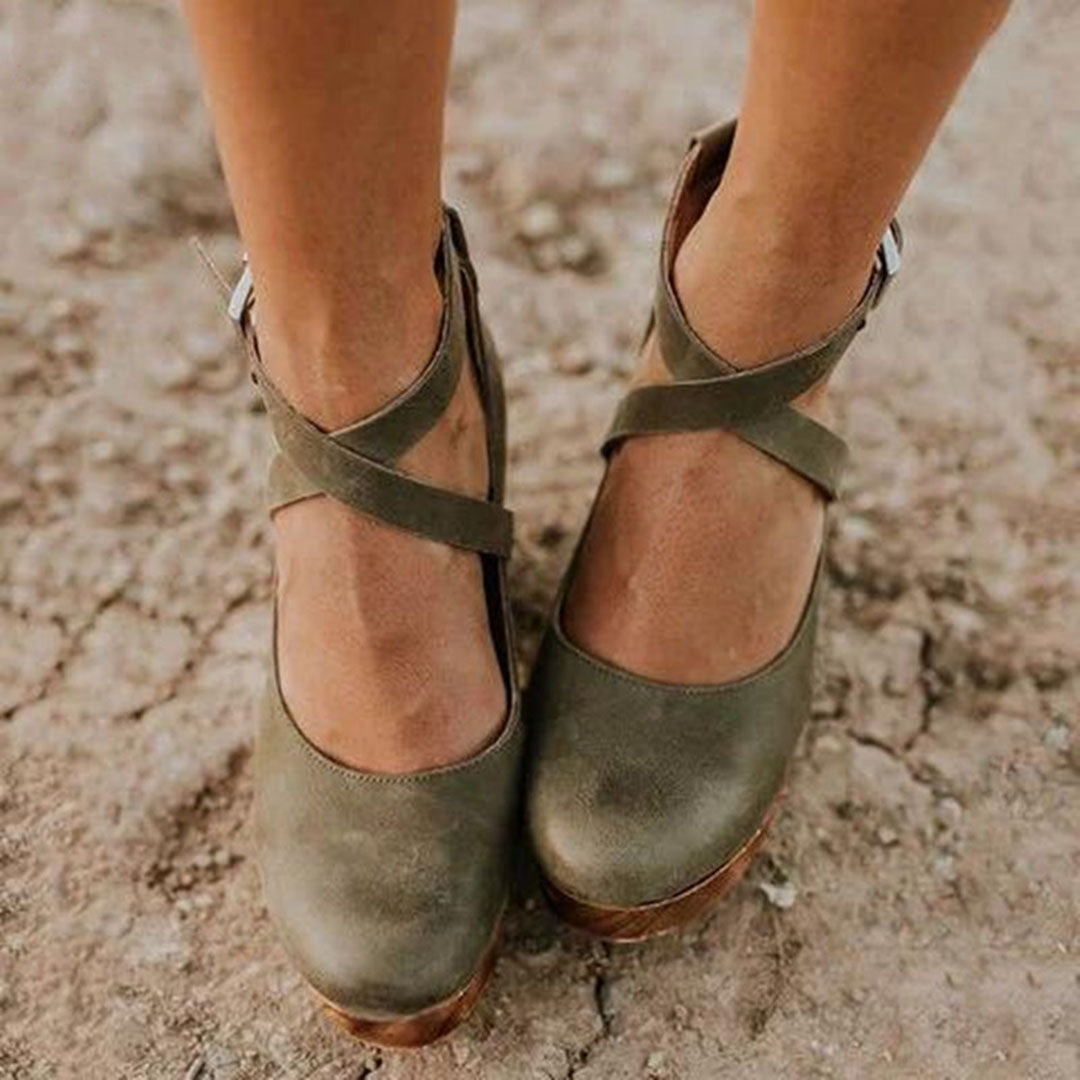Anna-Berg | Elegant Wedge Heels With Closed Toe & Ankle Strap