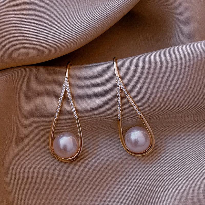 Rose Gold Earrings with Pearls
