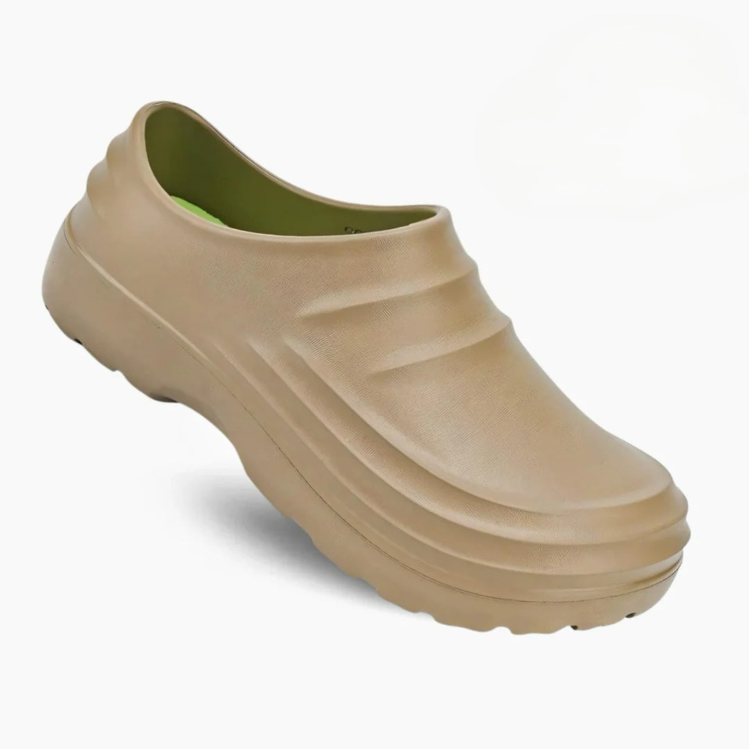 Anna-Berg | Flowing Sandals for a Polished Look