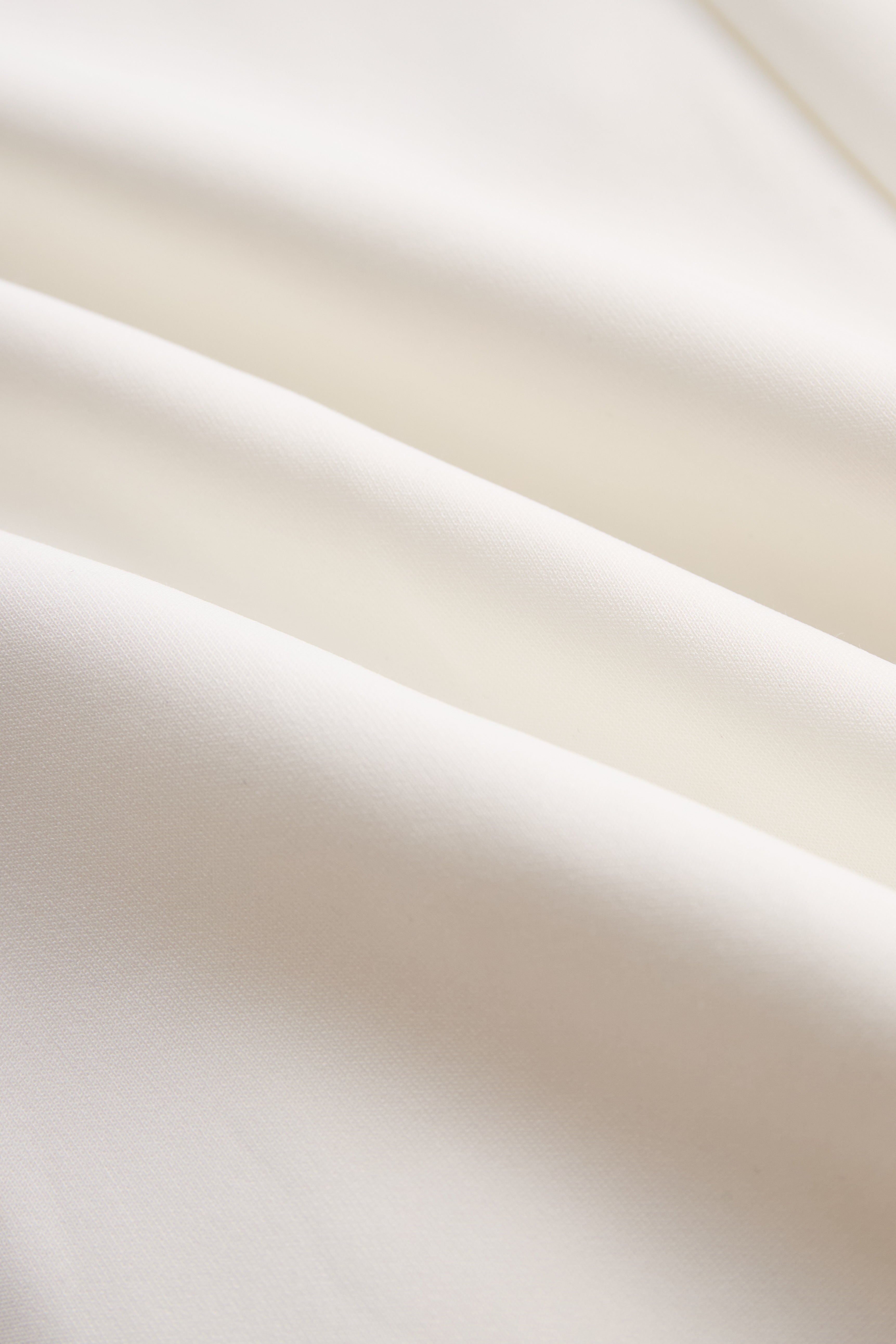 Anna-Berg | Elegant White Keyhole Pencil Dress