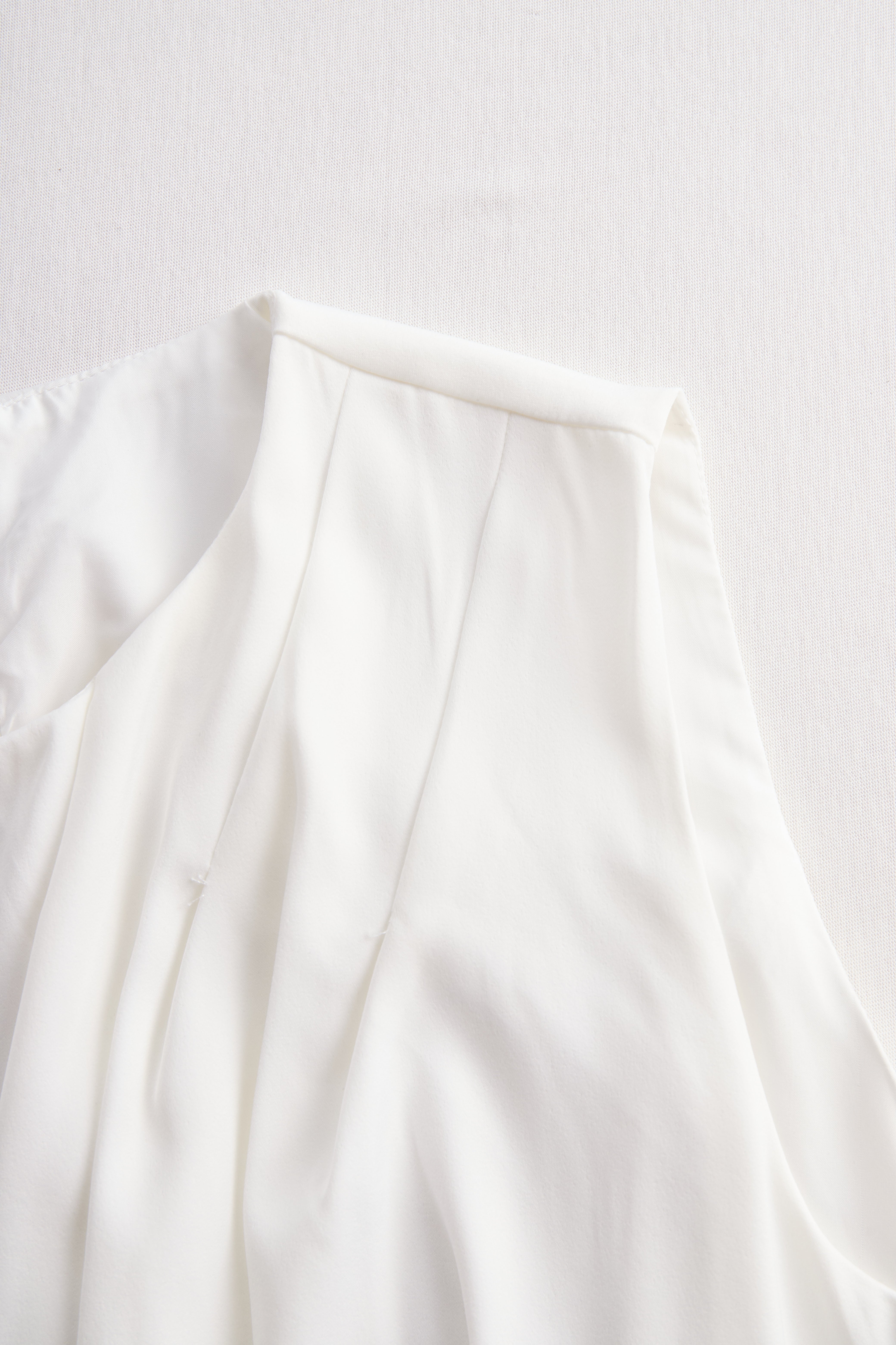 Anna-Berg | Elegant Sleeveless A-Line Midi Dress