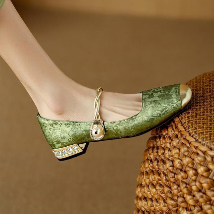 Anna-Berg | Elegant Pointed Toe Pumps