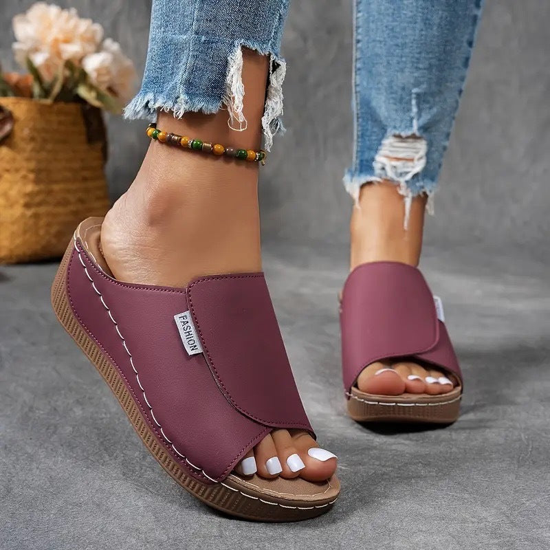 Anna-Berg | Sculpted Arch Support Cushioned Shoes with a Timeless Finish