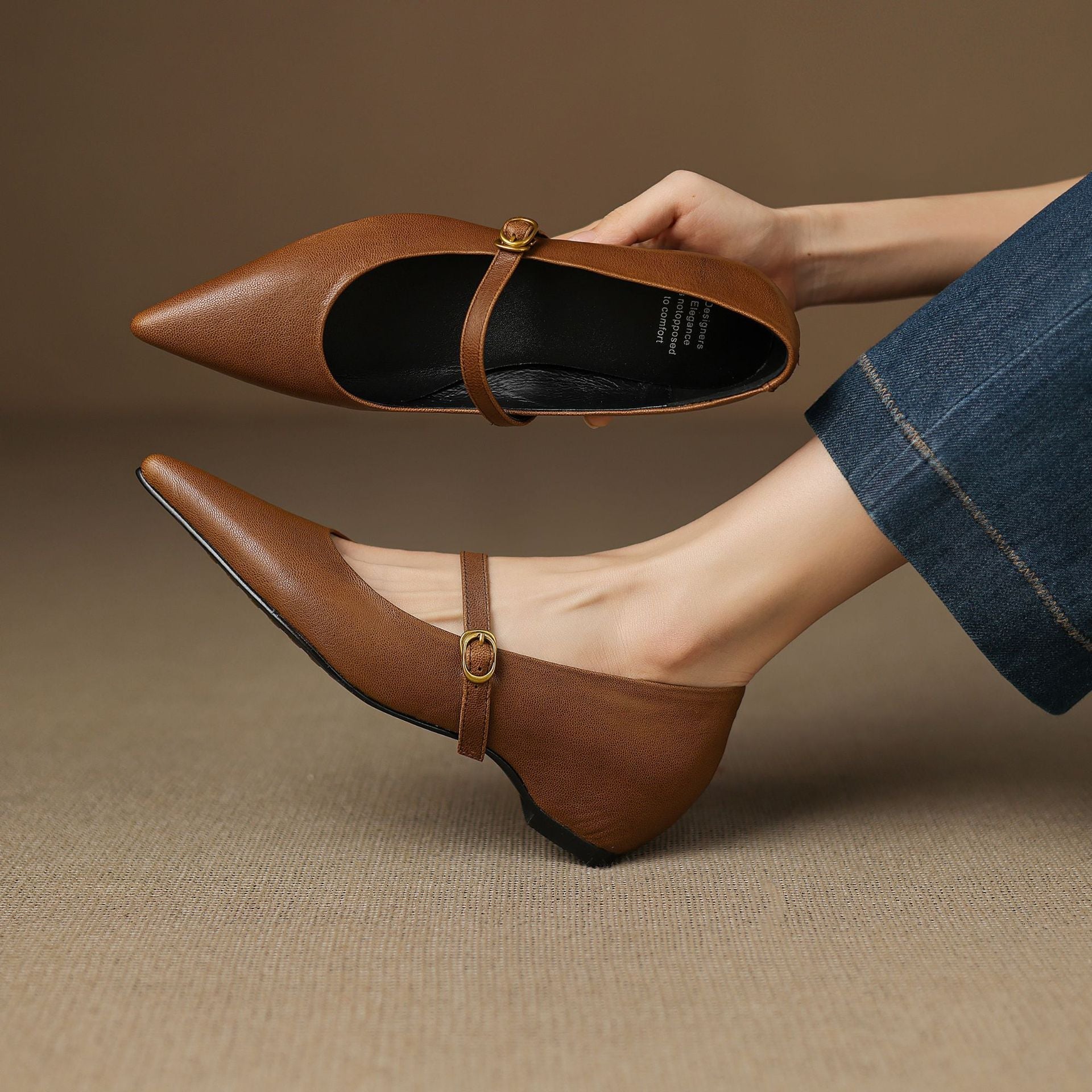 Anna-Berg | Black Pointed Toe Leather Heels