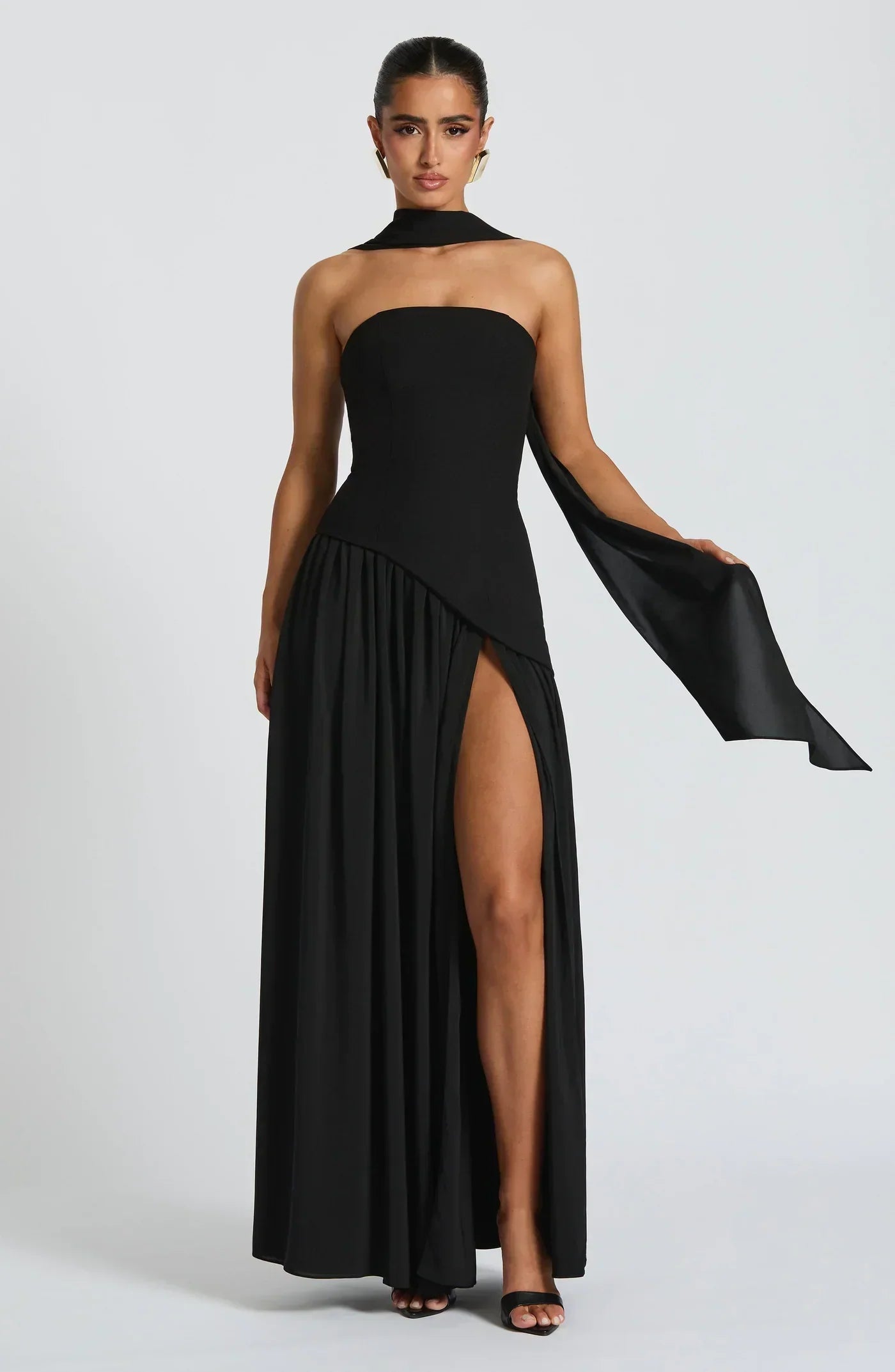 Anna-Berg | Luxe Sculptural Romance Maxi Gown for Every Occasion