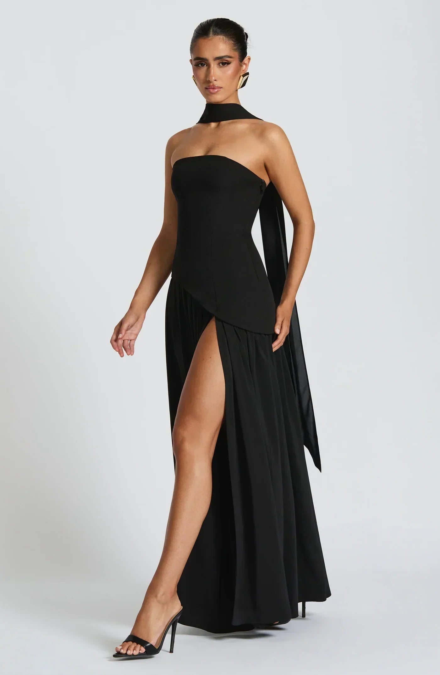 Anna-Berg | Luxe Sculptural Romance Maxi Gown for Every Occasion