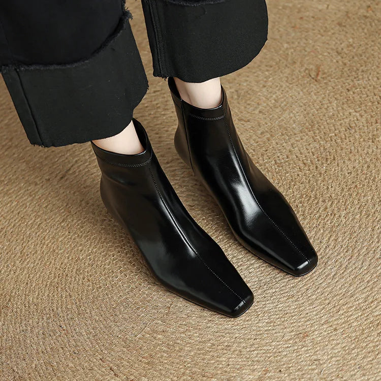 Anna-Berg | Black Leather Ankle Boots