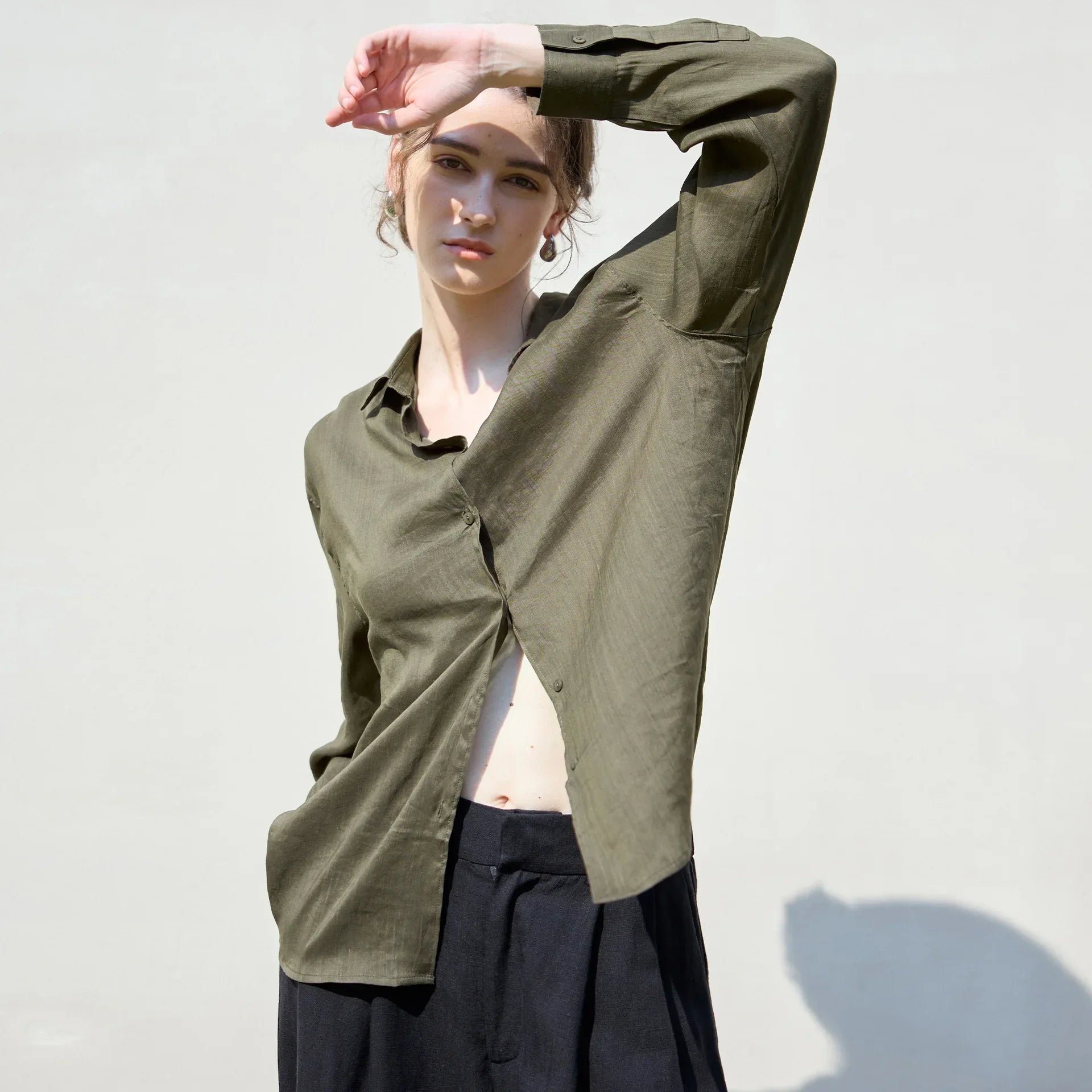 Anna-Berg | Relaxed Fit Button-Up Ramie Shirt