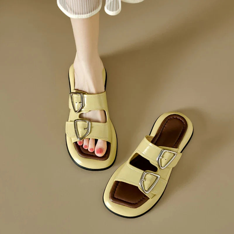 Anna-Berg | Twin-Buckle Slide Sandals