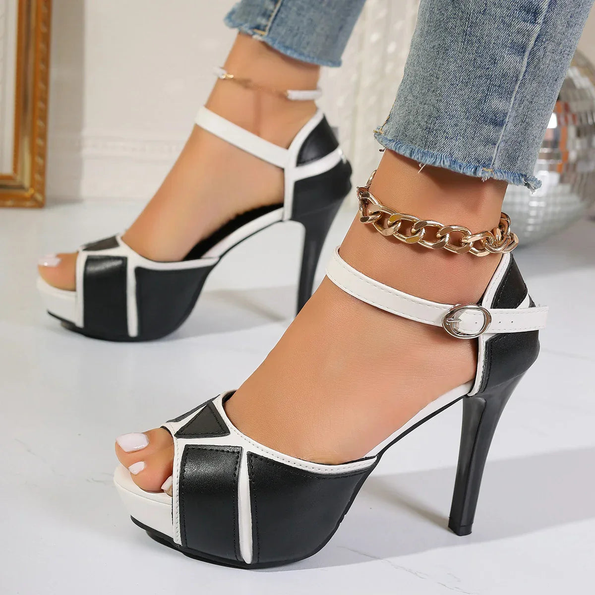 Anna-Berg | Heels