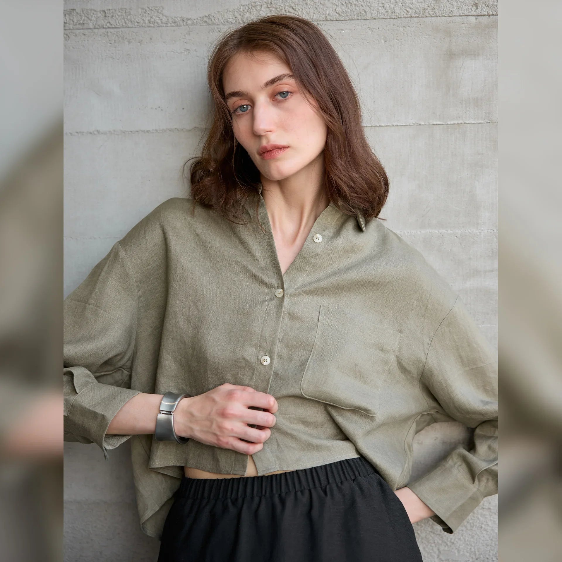 Anna-Berg | Cropped Linen Overshirt