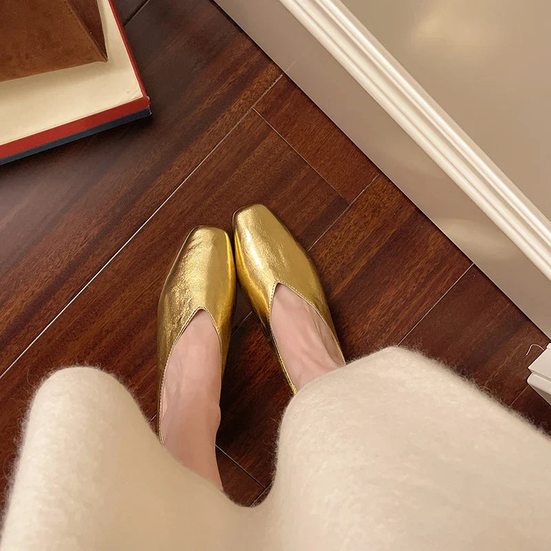 Anna-Berg | Mules with Minimalist Design