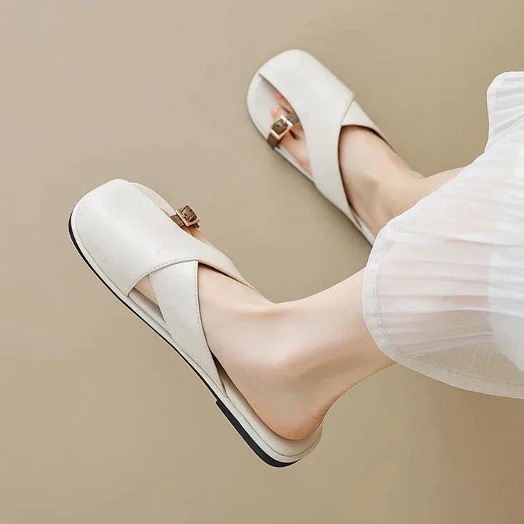 Anna-Berg | Black Ankle-Strap Buckle Leather Sandals
