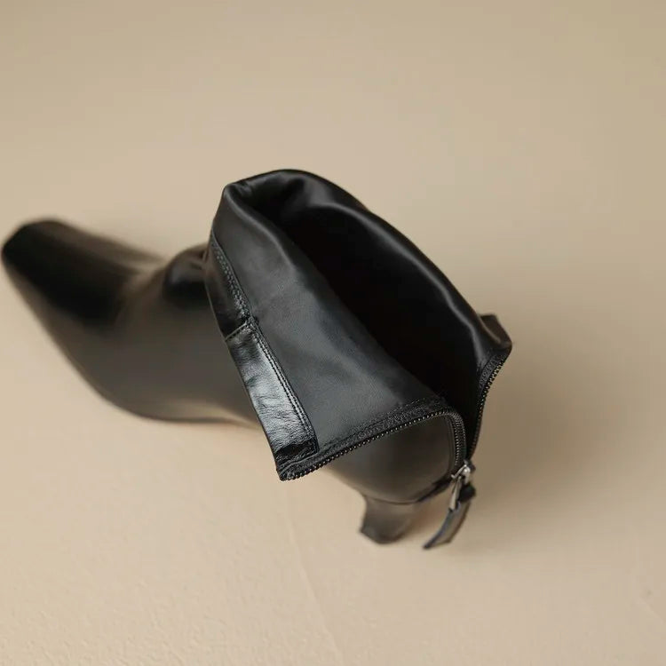 Anna-Berg | Black Leather Ankle Boots